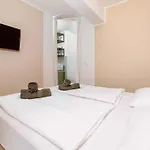 Apartman In 39257