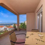 Apartman In 39257