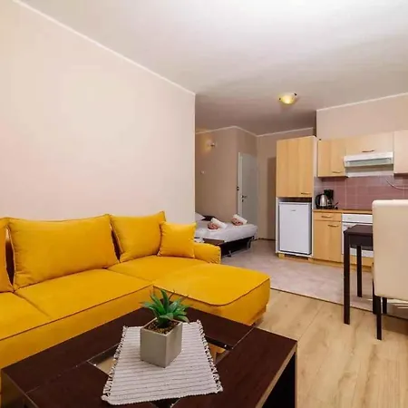 Apartment In 39257 Dramalj