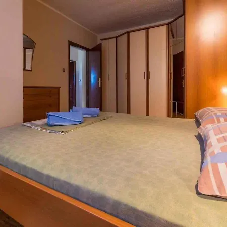 Apartment In 39257