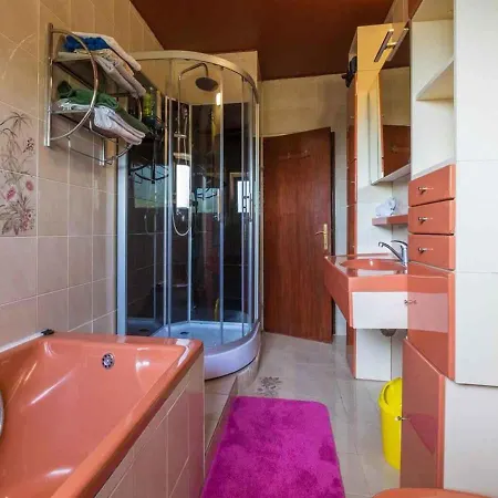 Apartment In 39257